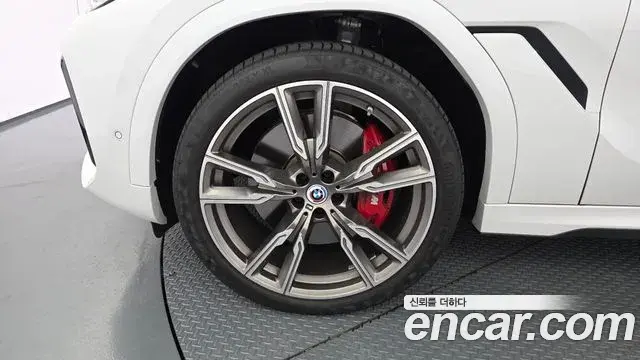 BMW X6 2023 — Şəkil 12/32