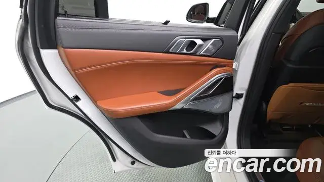 BMW X6 2023 — Şəkil 21/32