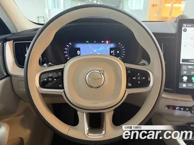 Volvo XC60 2026 — Фото 18/20