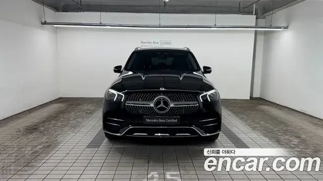 Mercedes-Benz GLE-Class 2023 — ფოტო 13/20