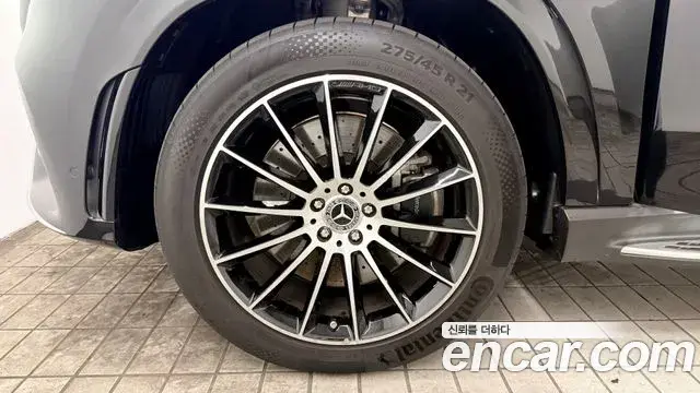 Mercedes-Benz GLE-Class 2023 — ფოტო 10/20