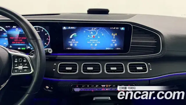Mercedes-Benz GLE-Class 2023 — ფოტო 16/20