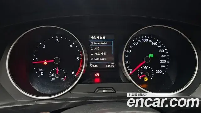 Volkswagen Tiguan 2019 — ფოტო 12/34
