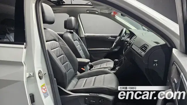 Volkswagen Tiguan 2019 — ფოტო 2/34