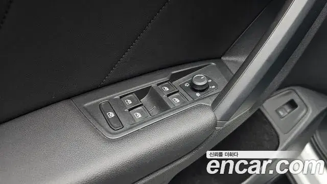 Volkswagen Tiguan 2019 — ფოტო 24/34