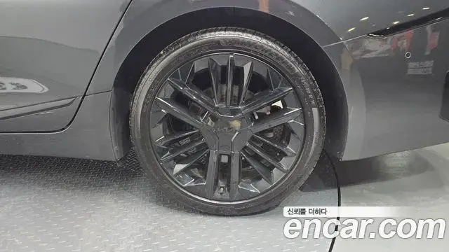 Kia K8 2024 — ფოტო 21/34
