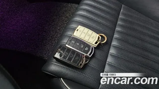 Genesis G70 2019 — ფოტო 2/20