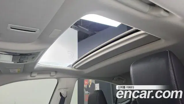 Lexus ES300h 2023 — Şəkil 20/40