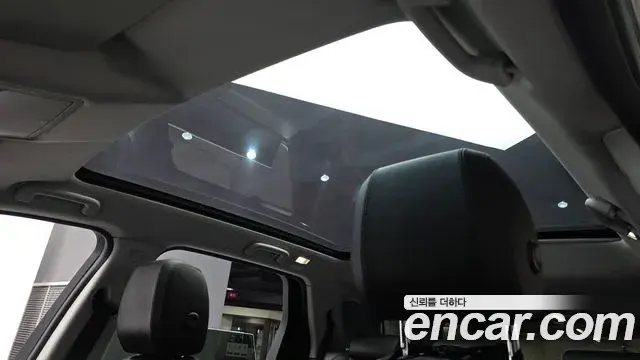 Land Rover Discovery Sport 2019 — ფოტო 11/35