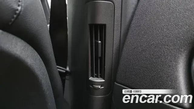 Land Rover Discovery Sport 2019 — ფოტო 12/35