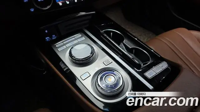 Genesis G80 2023 — ფოტო 17/20