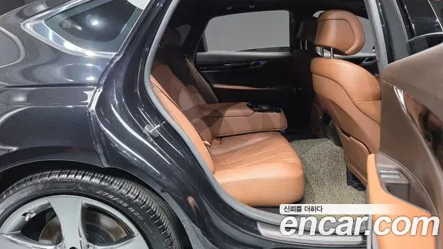Genesis G80 2023 — ფოტო 10/20