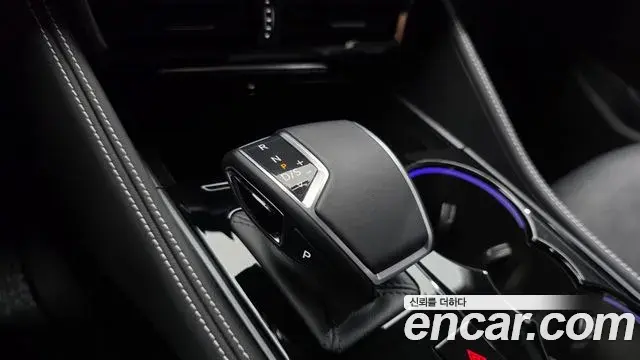 Volkswagen Touareg 2025 — Şəkil 26/36