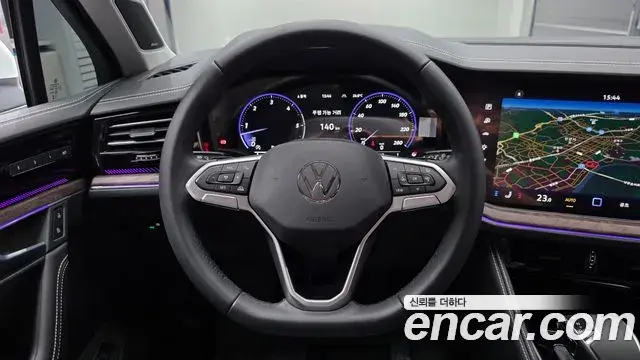 Volkswagen Touareg 2025 — Şəkil 34/36