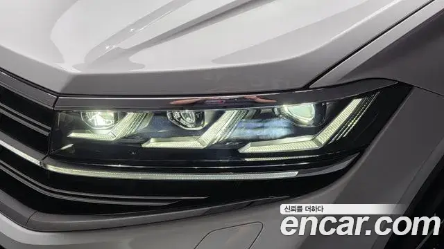 Volkswagen Touareg 2025 — Şəkil 6/36