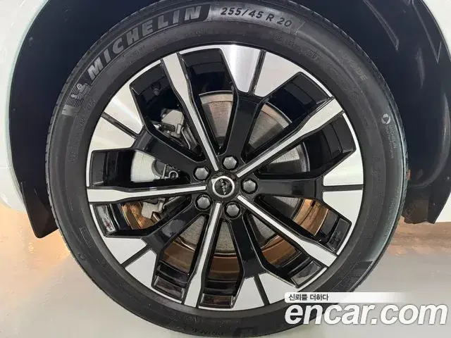 Volvo XC60 2026 — Şəkil 8/20