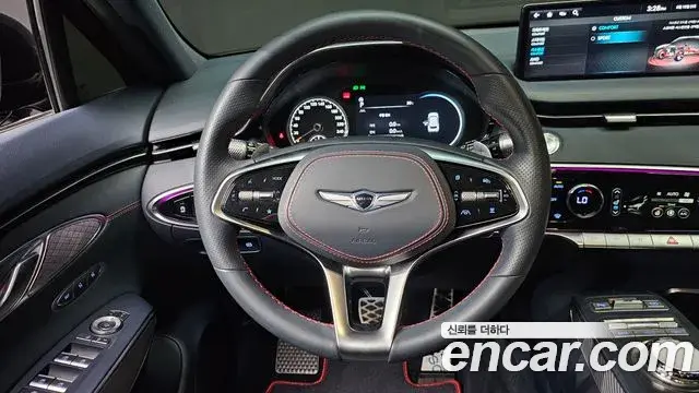 Genesis GV70 2021 — Photo 13/20