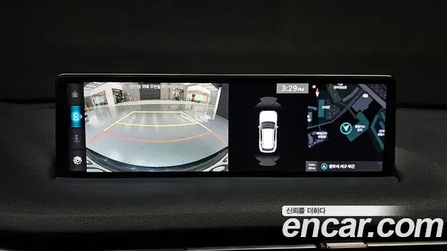 Genesis GV70 2021 — Photo 17/20