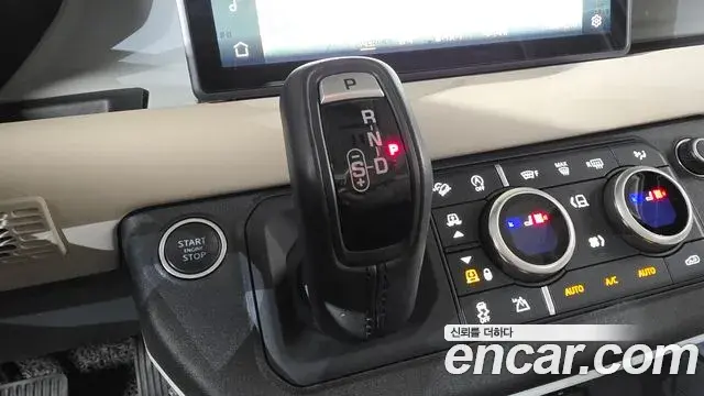 Land Rover Defender 2021 — Фото 9/20