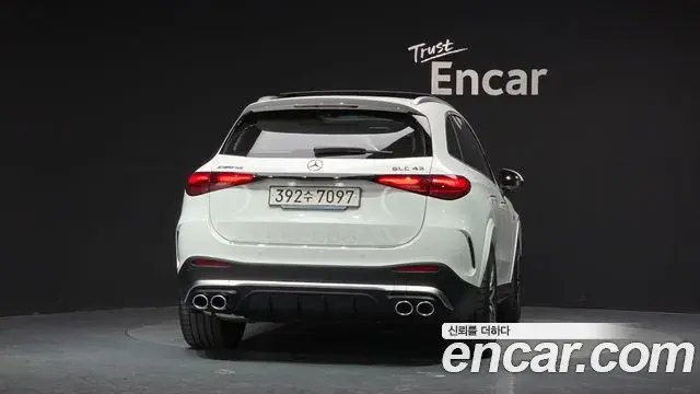 Mercedes-Benz GLC-Class 2025 — Şəkil 8/20