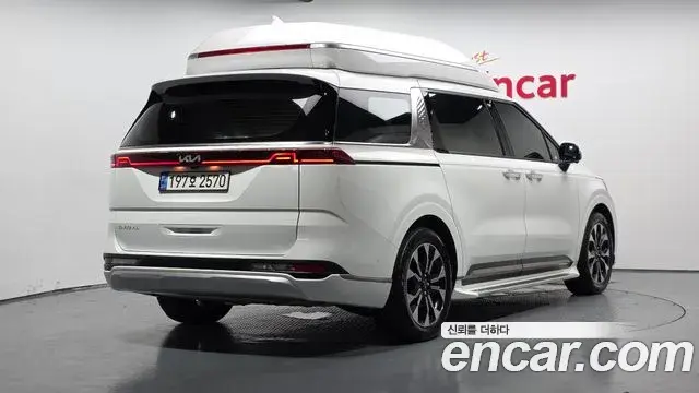 Kia Carnival 2022 — Фото 2/20