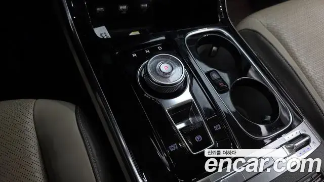 Kia Carnival 2022 — Фото 9/20