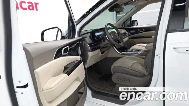 Kia Carnival 2022 — Фото 10/20