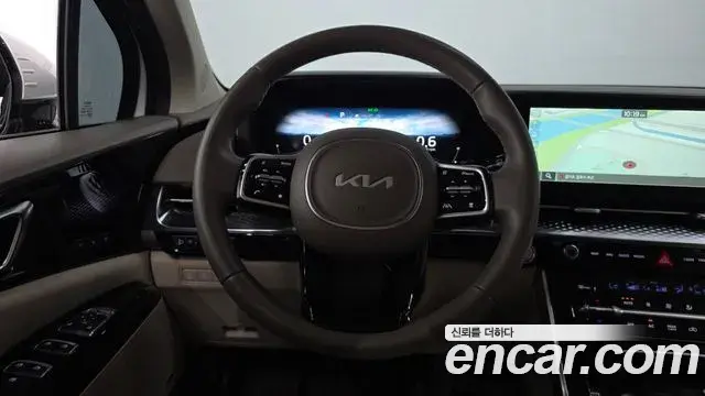 Kia Carnival 2022 — Фото 13/20