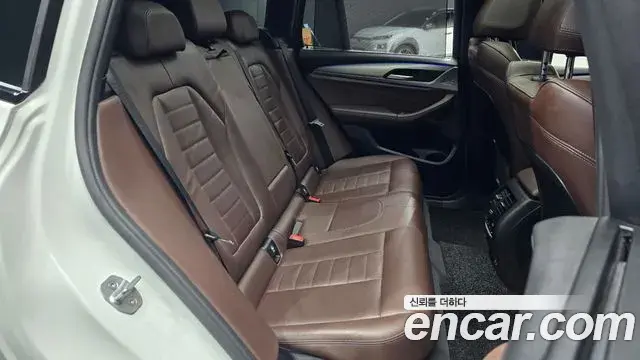 BMW X3 2020 — Şəkil 10/32