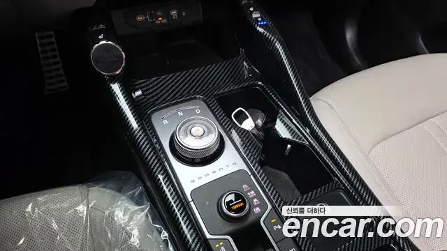 Kia Sorento 2023 — Şəkil 3/36