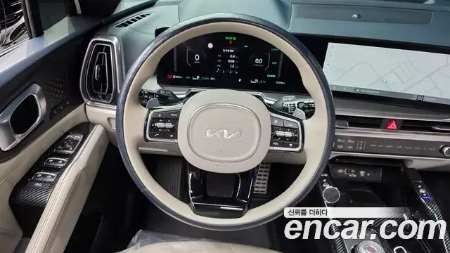Kia Sorento 2023 — Şəkil 33/36