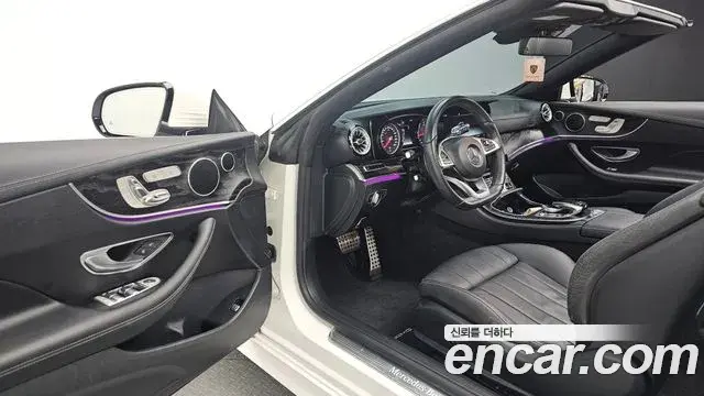 Mercedes-Benz E-Class 2018 — Фото 10/20