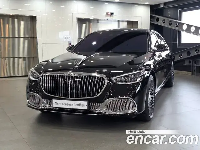 Mercedes-Benz S-Class 2025 — Photo 4/20