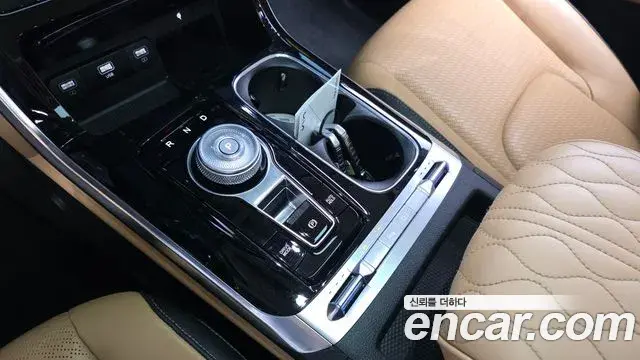 Kia Carnival 2023 — Фото 9/20