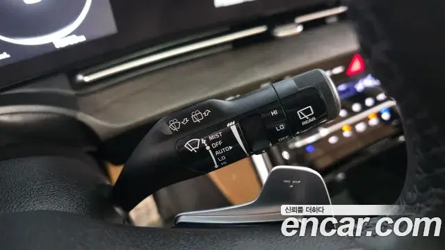 Kia Carnival 2023 — Фото 18/20