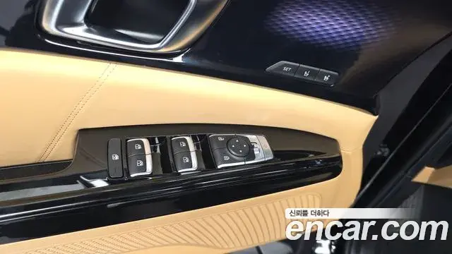 Kia Carnival 2023 — Фото 20/20