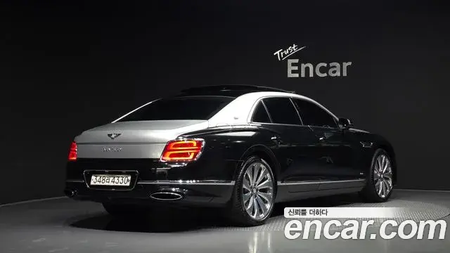 Bentley Flying Spur 2020 — ფოტო 19/20