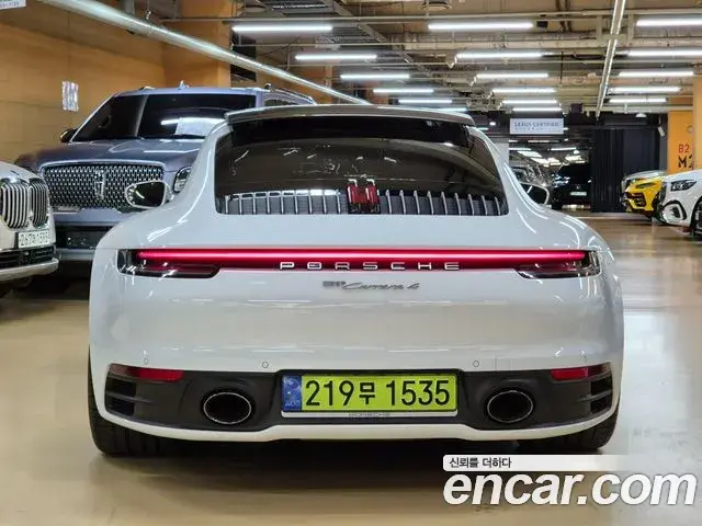 Porsche 911 2020 — Photo 4/20
