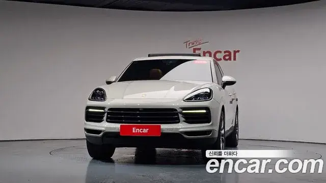Porsche Cayenne 2021 — Фото 3/20