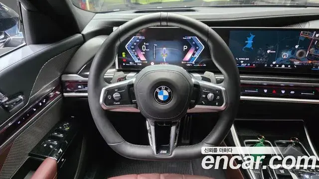 BMW 7 Series 2025 — Фото 13/20