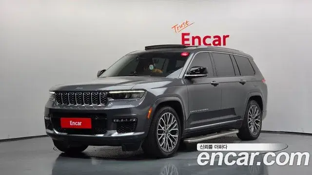 Jeep Grand Cherokee 2022 — Фото 1/20