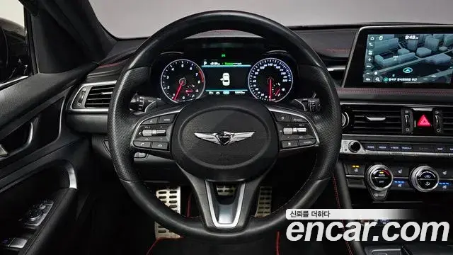 Genesis G70 2018 — Photo 19/34