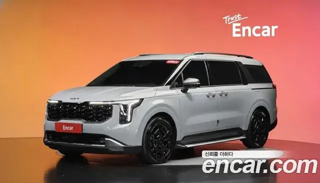 Kia Carnival 2025 — ფოტო 30/33