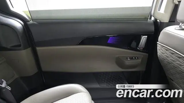 Kia Carnival 2025 — ფოტო 16/33