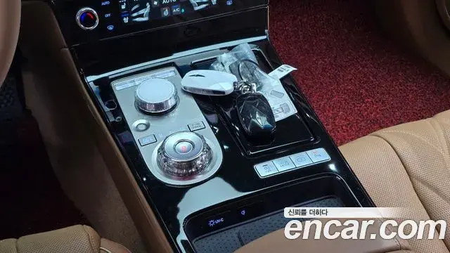 Genesis G80 2025 — Photo 2/20