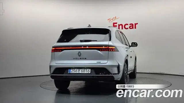 Renault Samsung Grand Koleos 2024 — Photo 31/37