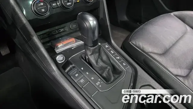 Volkswagen Tiguan 2019 — Şəkil 37/38