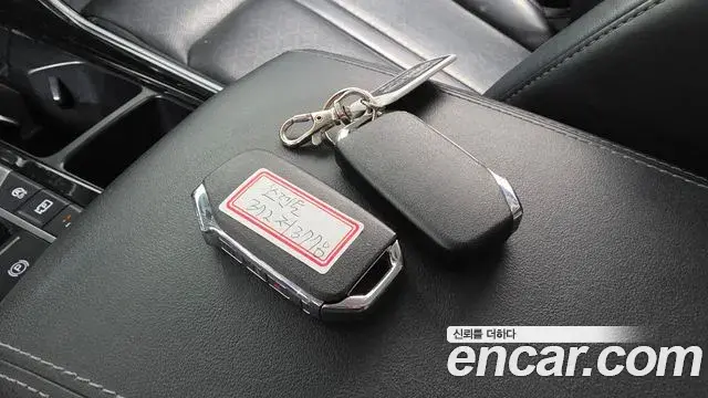 Kia Sorento 2022 — Photo 15/20