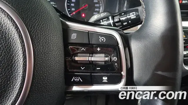 Kia Sorento 2022 — Photo 17/20