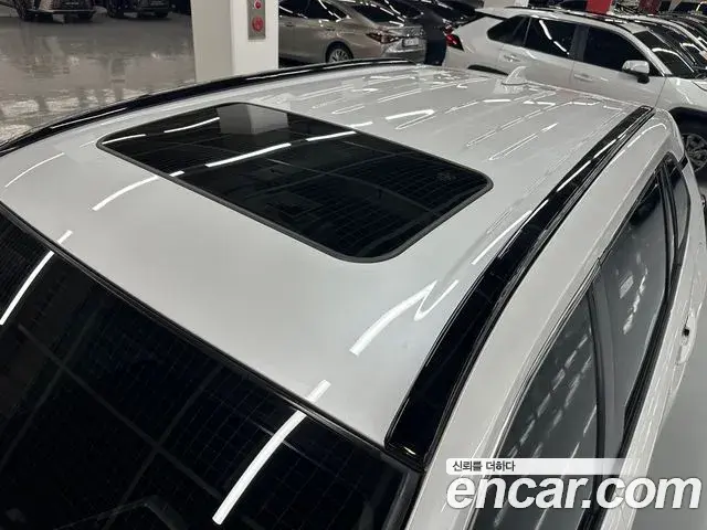 Toyota RAV4 2025 — Photo 15/20